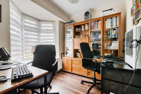 1374623-13-690dc9...