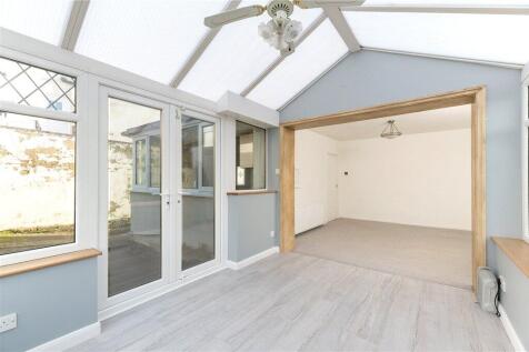 Dining &amp; Family Room