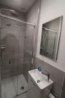 bathroom2