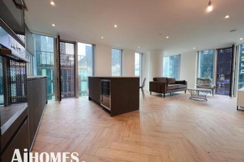 Welcome to this charming apartment located at 141 Chester Road in the vibrant city of Manchester. Spanning an impressive 936 square feet, this well-appointed residence offers a perfect blend of comfor