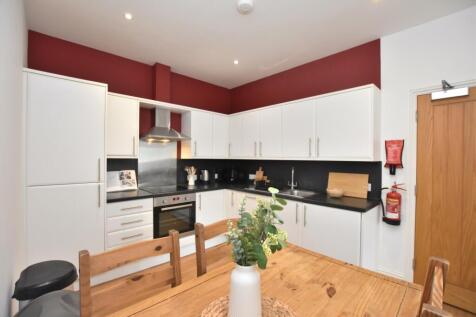 3 Bedroom Terraced in BS6 6LA