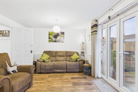 EweMove Spalding - Frome Walk - Living Room