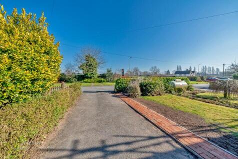 © Webbs Estate Agents © (51 of 143).jpg