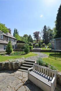 8 bed, 5 bath Detached in Sheffield - Photo 56
