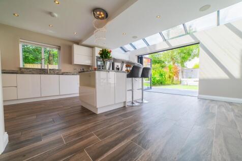 Award-winning Media team on EVERY Listing_1