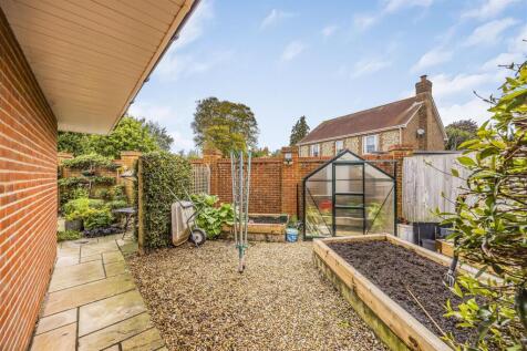 2 Clarendon Close, Denmead-PorticoMarketing-O'Hara