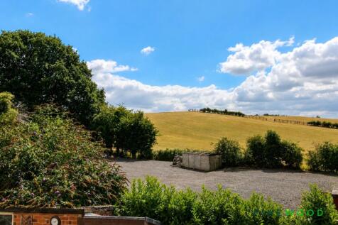 countryside views to the rear