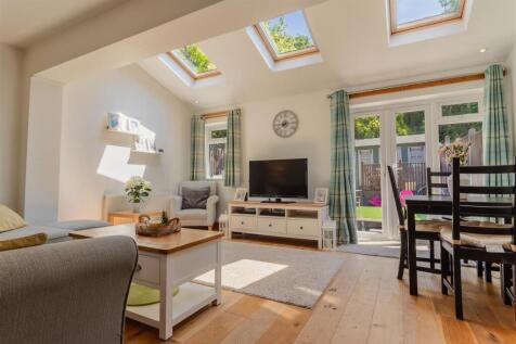 Stowe Drive, 49-20.jpg
