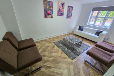 WhatsApp Image 2025-06-29 at 23.19.35 (9).jpeg