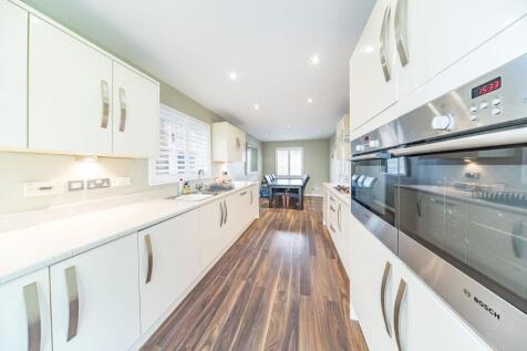 7 Beech Meadows dining area.jpg