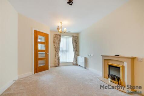 8698643-interior01.jpg