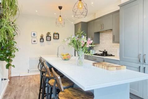 Kitchen/Living/Dining