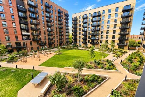 Communal Grounds