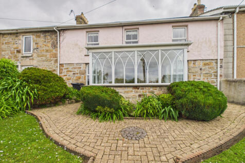 3 Bedroom Mid Terraced House for Sale