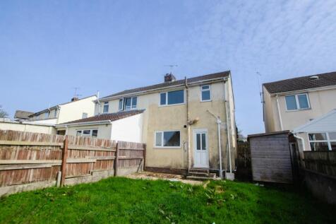 25 Kay Crescent TPS Bodmin 01208 74182-19