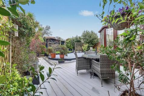 4 DOWNHAM ROAD.jpg