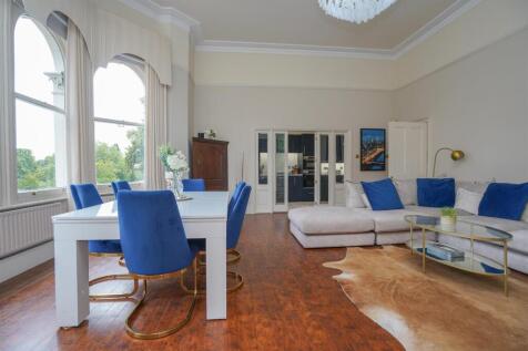 7 Regency Mews-20.jpg