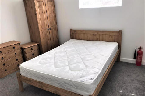 1 Bedroom House in PO5 4HW