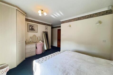 9cc36671--4208-93B3-6A286A05DFCA-25779-000010E624C