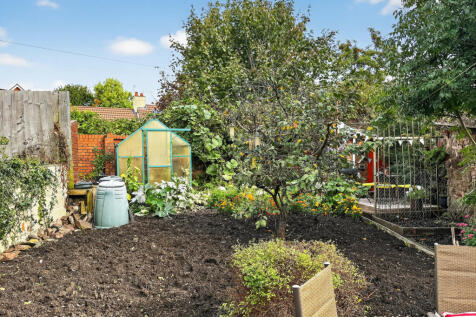 Rear Enclosed Garden