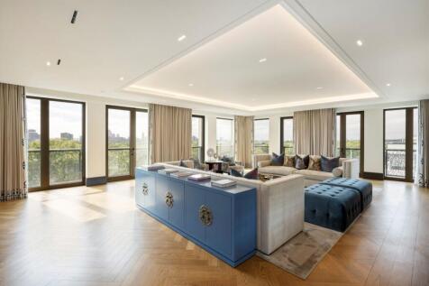 4 bed, 4 bath Flat in London - Photo 2