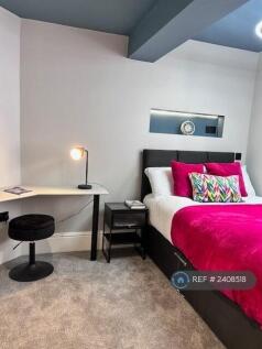 En- Suite Room 2