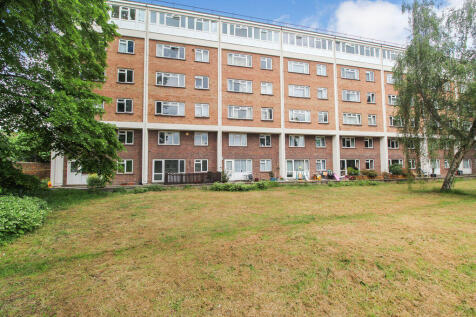 Beauchamp Court
