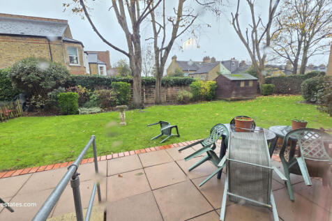 COMMUNAL GARDENS