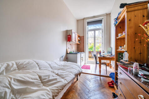 Studio for rent