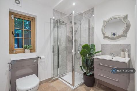 Ground Floor Bathroom