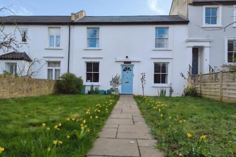 front with daffs.jpg