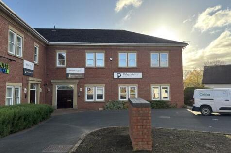 Office to rent in horbury