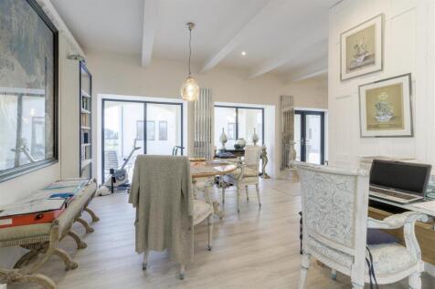 New House, Staverton Annexe