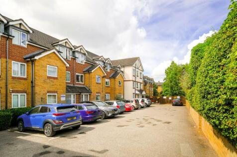Kingswood Court