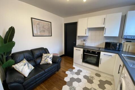 Kitchen / Living Room