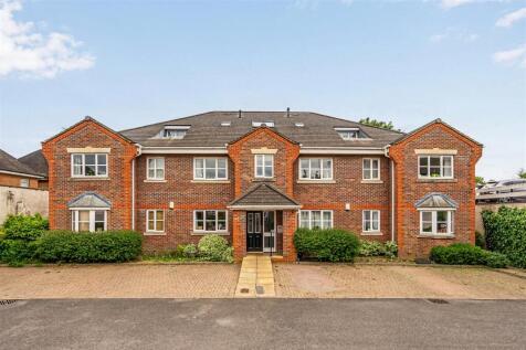 6, Amelia Close-1.jpg