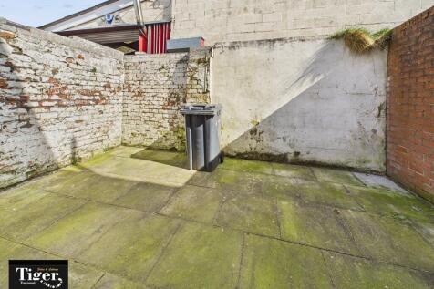 CAM02176G0-PR0530...