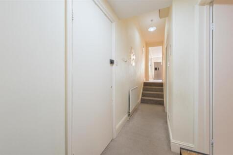 Hallway.jpg
