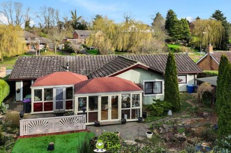 Estate Agent EweMove Scunthorpe Rear Aspect