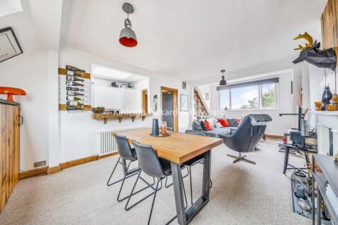 c8ea2750-43e0-4b19-8