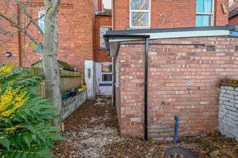 19 Coronation Street-13.jpg