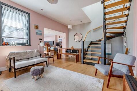 Living/Dining Room
