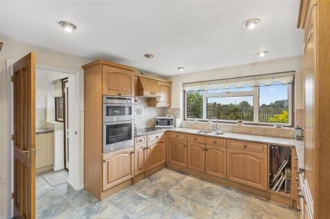 11 Holland Rise, Kings Sutton-10.jpg