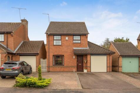 6 Maple Close, Towcester (2).jpg