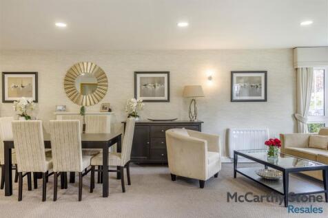 8690740-interior02.jpg