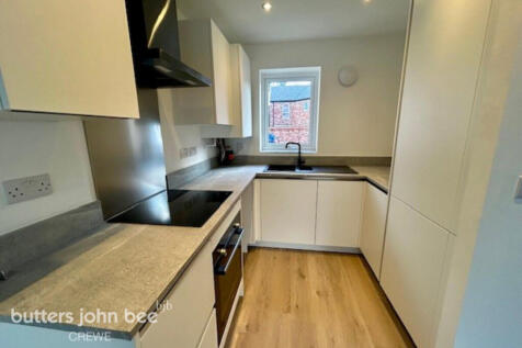 3 Bedroom Semi-Detached in CW10 9RN