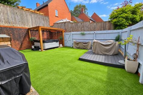 Phelps Mill Close - rear 4.jpg