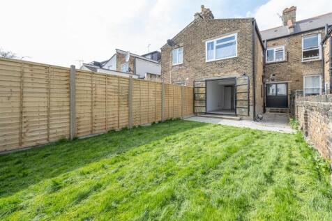 Goodall Road, E11