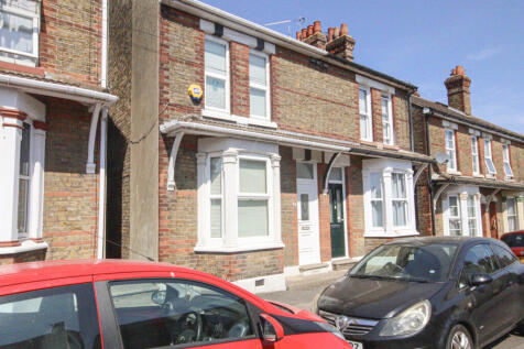 3 double bed semi-detached house for sale Victori