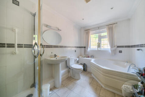 b6f38e28-813b-4e9...